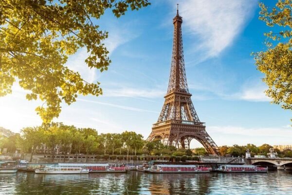 You are currently viewing Europe 5 Country (10 Days 7 Night)